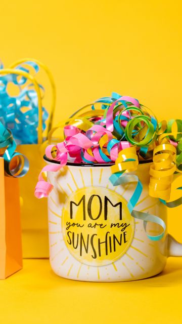 Mom you are my Sunshine, Mom quotes, Mug, Happy Mother's Day, Yellow background, 5K