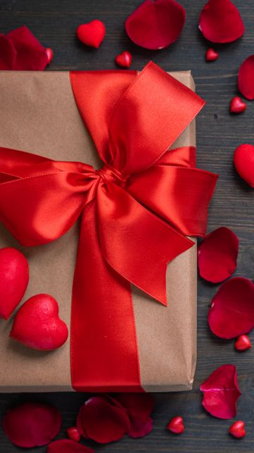 Gift box, Red hearts, Wooden background, Rose Petals, 5K