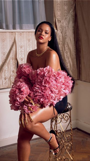 Rihanna, Photoshoot, 2023