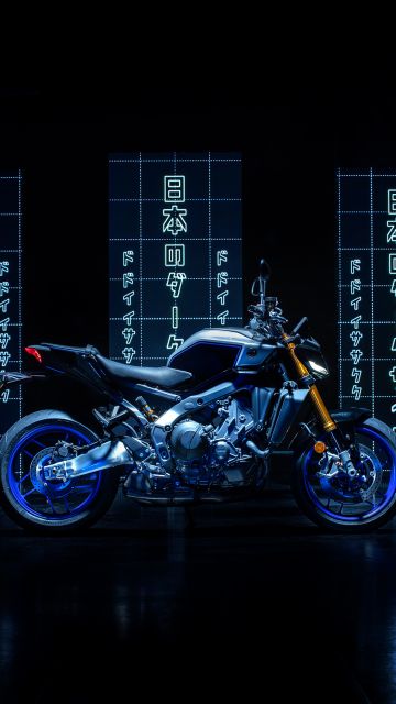 Yamaha MT-09, AMOLED, 2024, Dark background