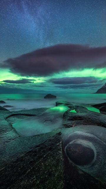 Uttakleiv beach, Aurora sky, Lofoten islands, Norway, Aurora Borealis, Night, Northern Lights, Arctic