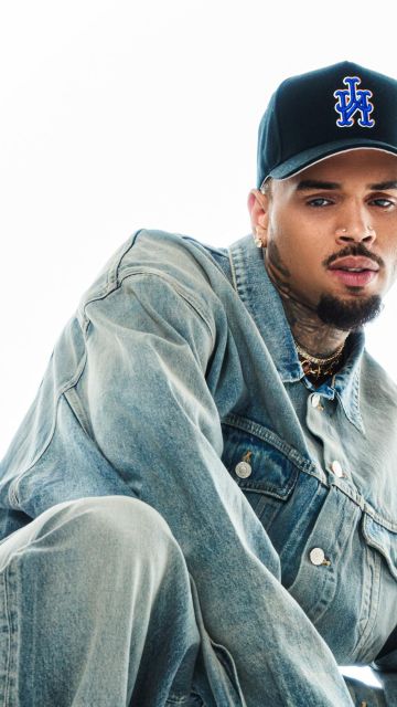 Chris Brown, White background, American rapper