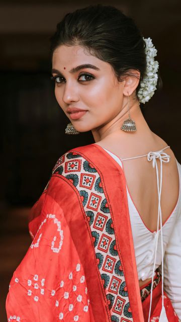 Mamitha Baiju, Saree, Malayalam actress, 5K, Indian actress, Traditional
