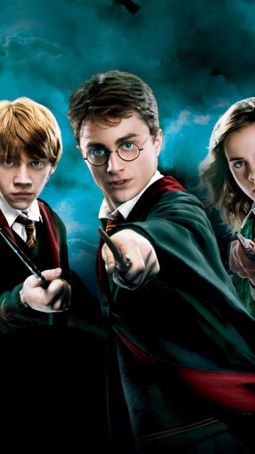 Harry Potter and the Order of the Phoenix, Poster, Daniel Radcliffe as Harry Potter, Emma Watson as Hermione Granger, Ron Weasley