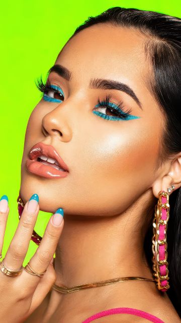 Becky G, Green background, American singer, 5K