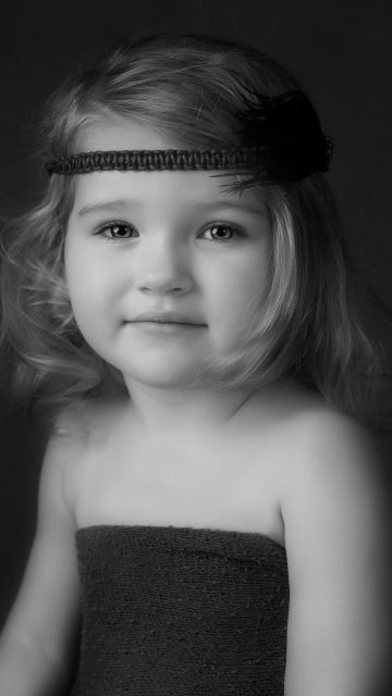 Cute Girl, Portrait, Monochrome, Dark background, Hairband, Black and White