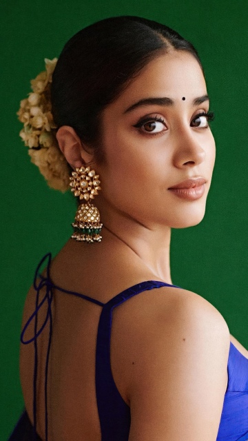 Janhvi Kapoor, Saree wallpaper