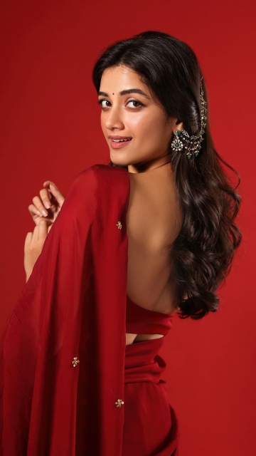 Bhagyashri Borse, Red aesthetic, Saree, Red background, Indian actress, 5K