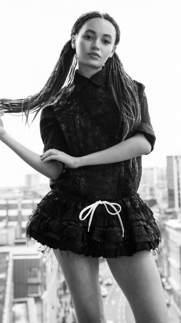 Nico Parker, Black and White, Fashion, Dreadlocks, British actress