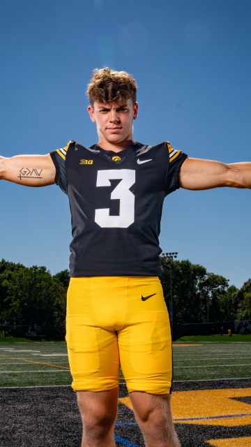 Cooper DeJean, 5K, Iowa Hawkeyes, Nike, Athlete, American football player