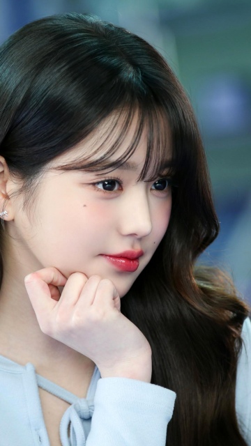 Jang Wonyoung, Portrait