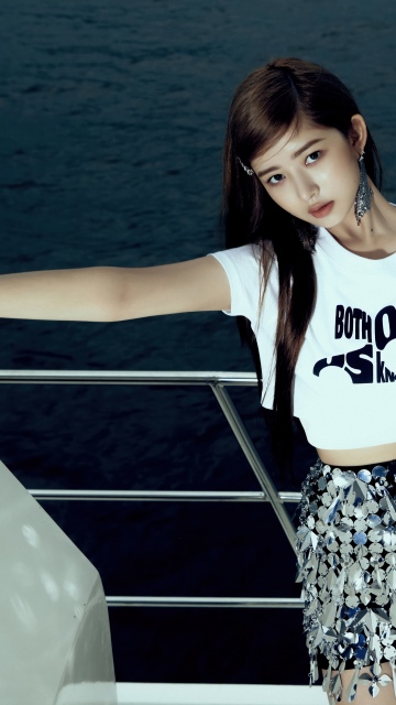 Naoi Rei, IVE (K-pop), Japanese singer, 5K