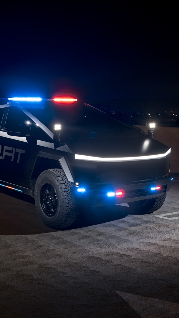 Tesla Cybertruck, Patrol