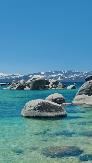 macOS Tahoe Beach Day, 5K wallpaper