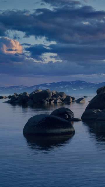 macOS Tahoe Beach Dusk, 5K wallpaper