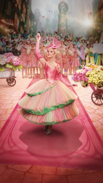 Glinda, Character poster