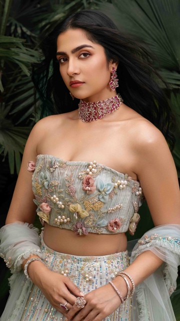 Rukmini Vasanth, 8K