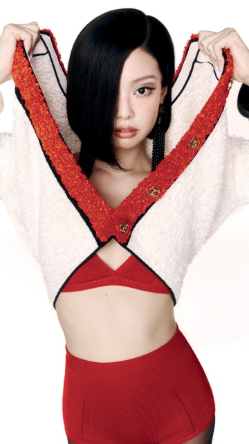 Jennie, V Magazine
