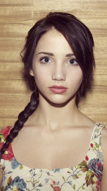 Emily Rudd, 5K