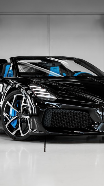 Bugatti W16 Mistral, Hypercar