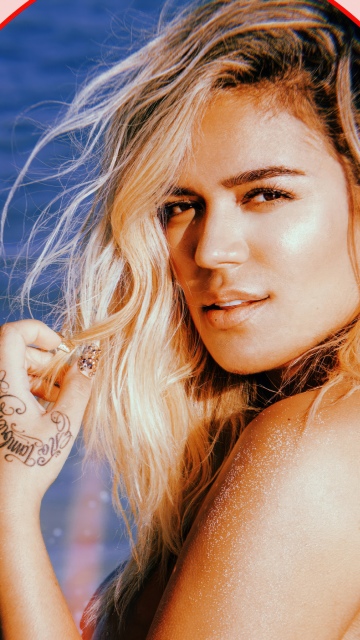 Karol G, Retro
