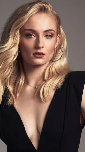 Sophie Turner, Fashion model