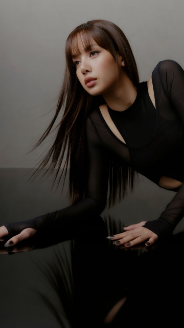 Lisa, Photoshoot
