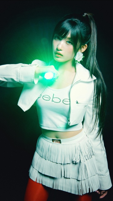 Leeseo (REVIVE+), 8K