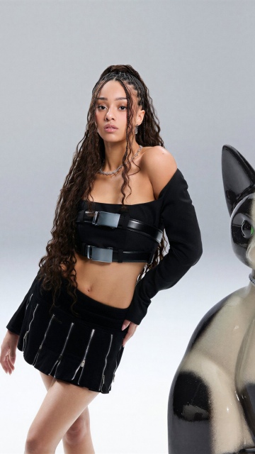 Manon - SIS (Soft Is Strong), KATSEYE