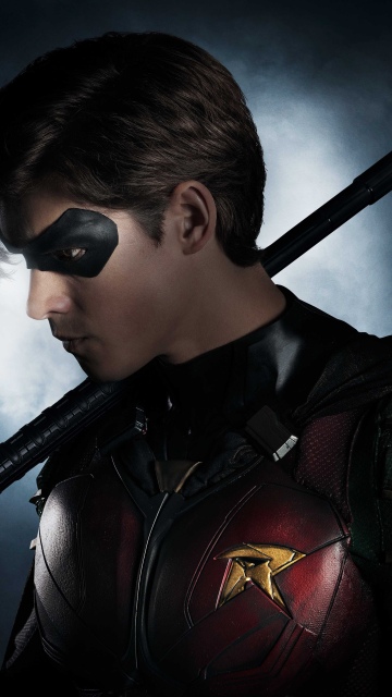 Brenton Thwaites, Dick Grayson
