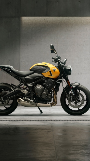 Triumph Trident 660, Cosmic Yellow