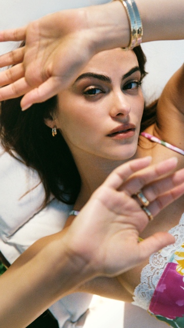 Camila Mendes, Floral dress