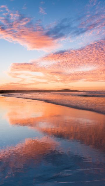 Sunset, Horizon, Reflections, Noosa Beach, Queensland, Australia