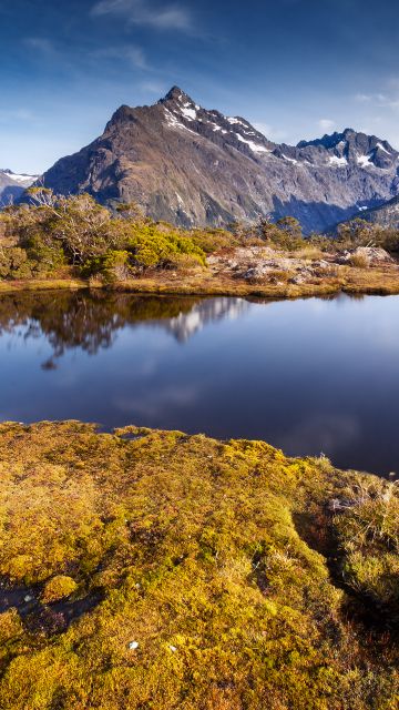Key Summit, New Zealand, Hiking area, Lake, Reflection, Green Moss, Mountain range, Landscape, Green Trees, Clear sky