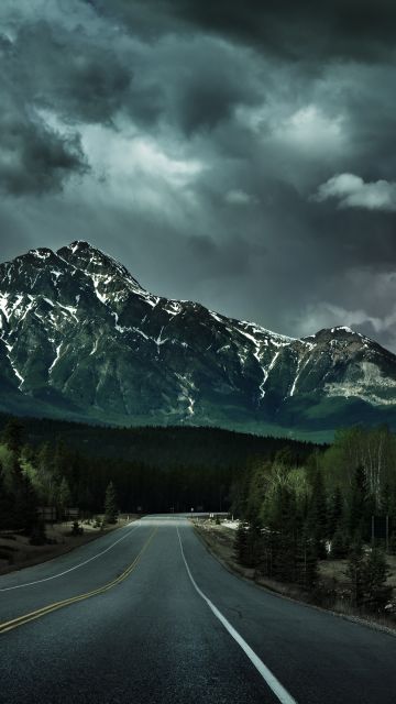 Endless Road, Canadian Rockies, Dark clouds, Stormy, Landscape, Glacier mountains, Snow covered, Green Trees, Icefields Parkway