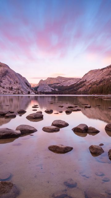 OS X Yosemite, Yosemite National Park, Lake, Rocks, Evening, Reflections, Mountains, California, Stock