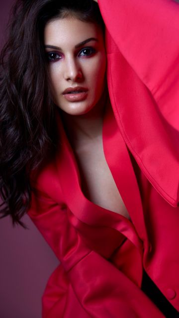 Amyra Dastur, Indian actress, Bollywood actress, Portrait, 2022