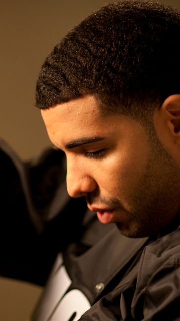 Drake, Canadian rapper, Canadian singer